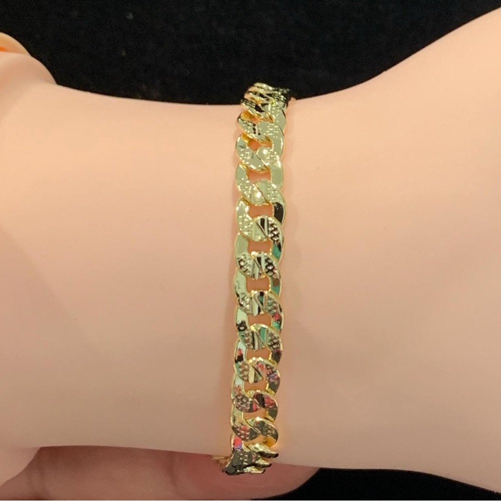 Chic Gold-Tone Kids Bracelet